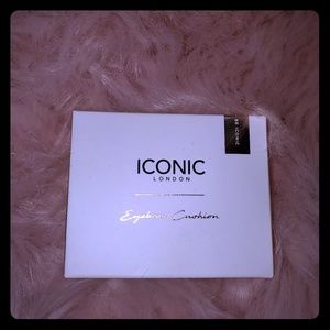 Iconic London eyebrow cussion